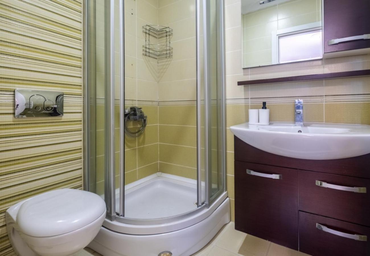 דירות איסטמבול Exclusive Flat With Balcony In Nisantasi מראה חיצוני תמונה
