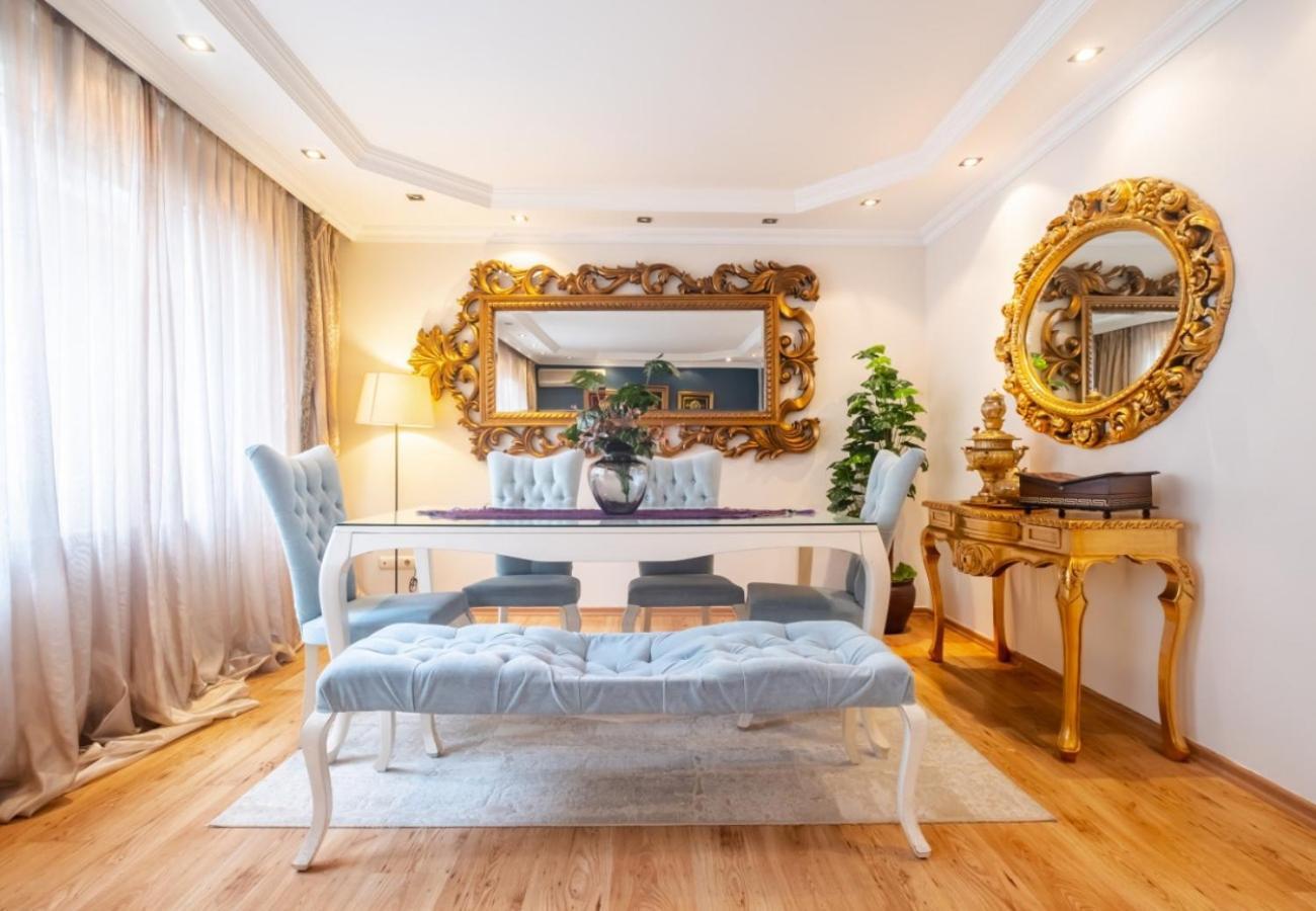 דירות איסטמבול Exclusive Flat With Balcony In Nisantasi מראה חיצוני תמונה