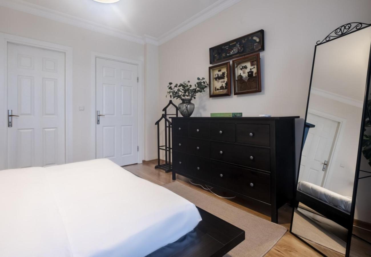דירות איסטמבול Exclusive Flat With Balcony In Nisantasi מראה חיצוני תמונה