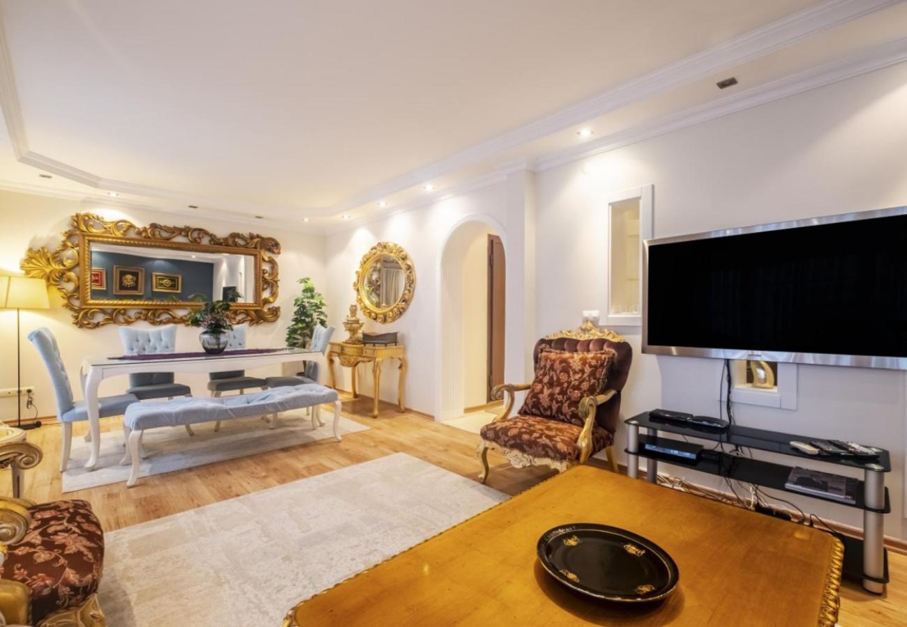 דירות איסטמבול Exclusive Flat With Balcony In Nisantasi מראה חיצוני תמונה