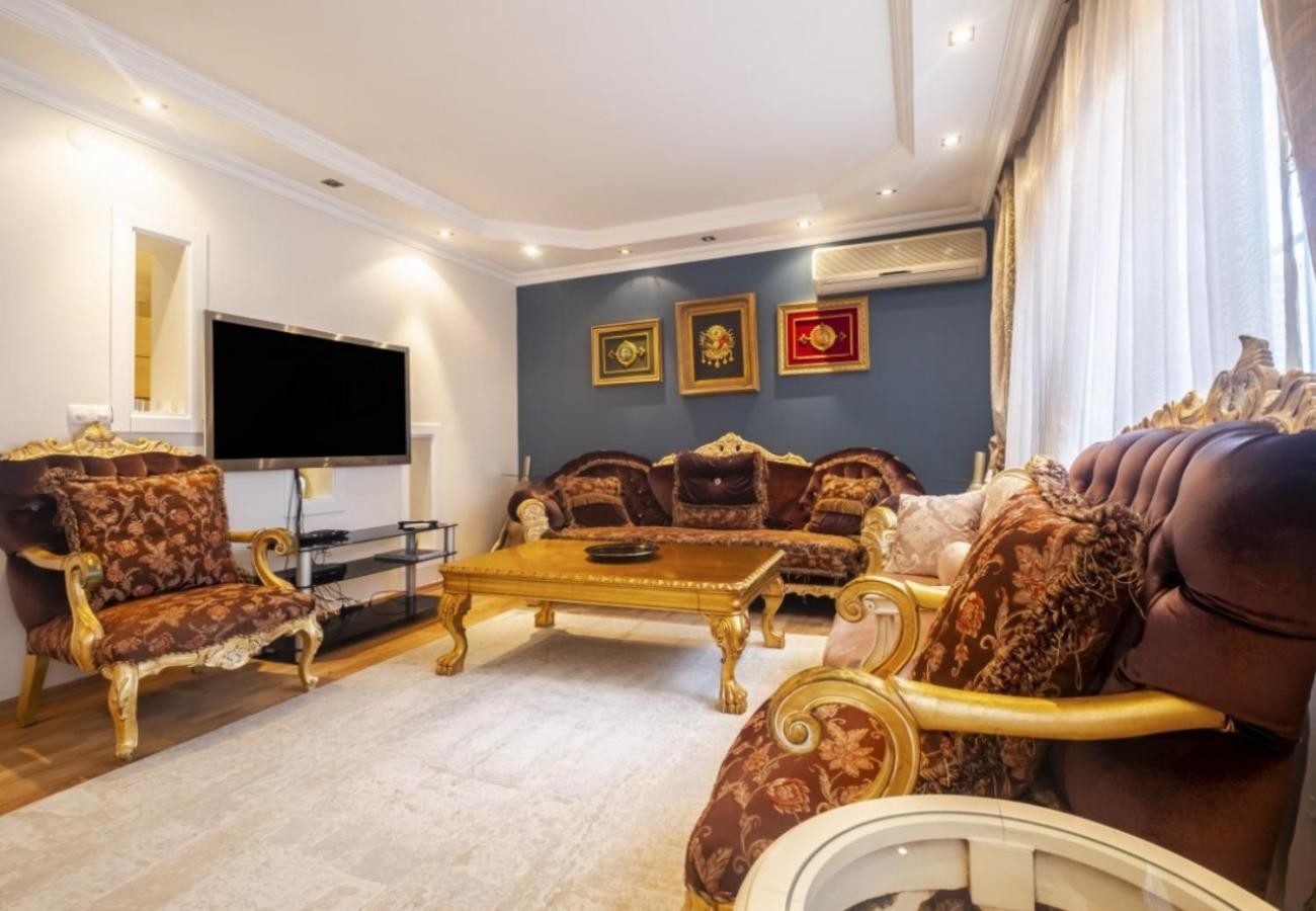 דירות איסטמבול Exclusive Flat With Balcony In Nisantasi מראה חיצוני תמונה