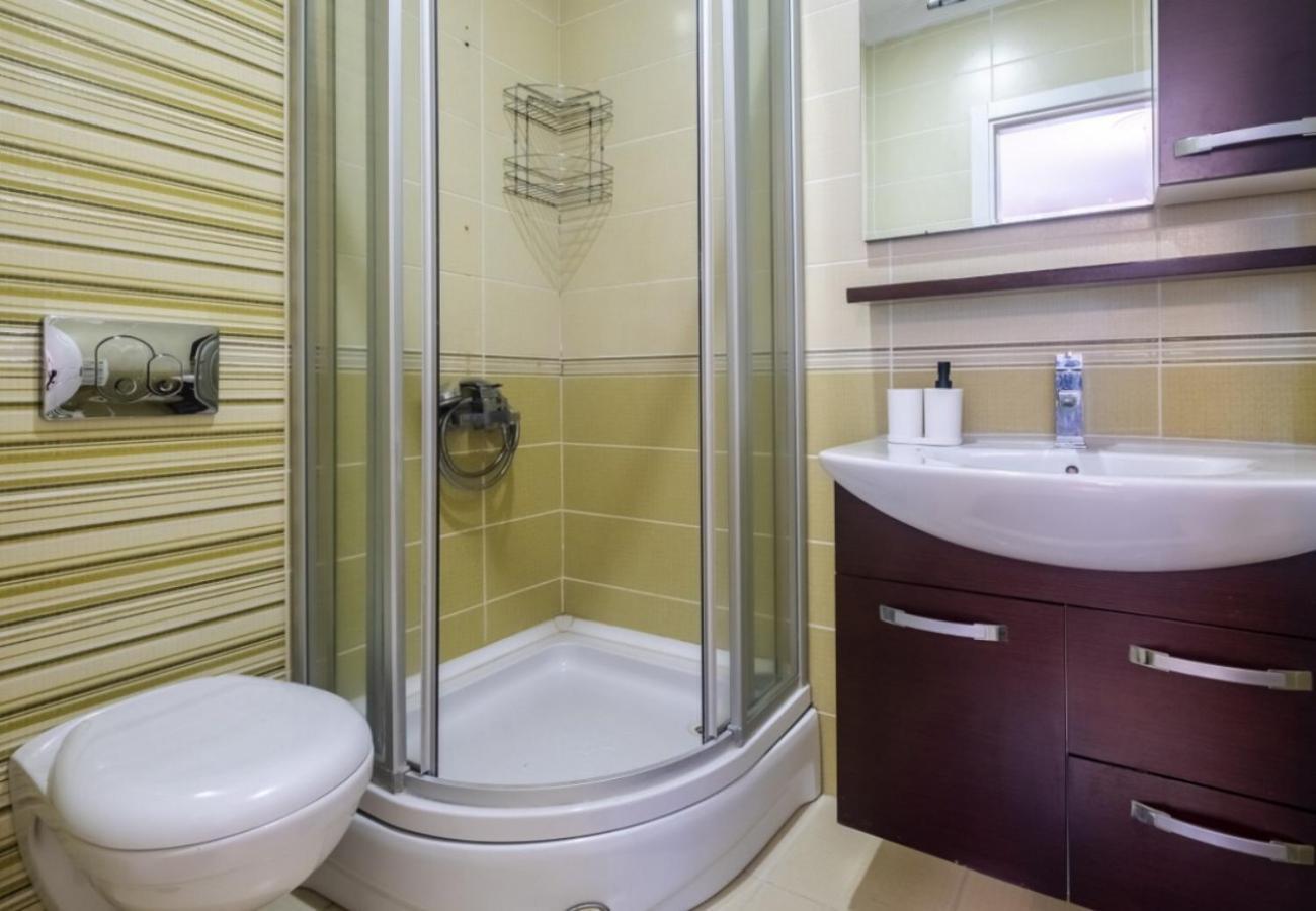 דירות איסטמבול Exclusive Flat With Balcony In Nisantasi מראה חיצוני תמונה