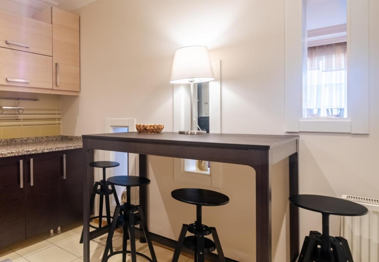 דירות איסטמבול Exclusive Flat With Balcony In Nisantasi מראה חיצוני תמונה