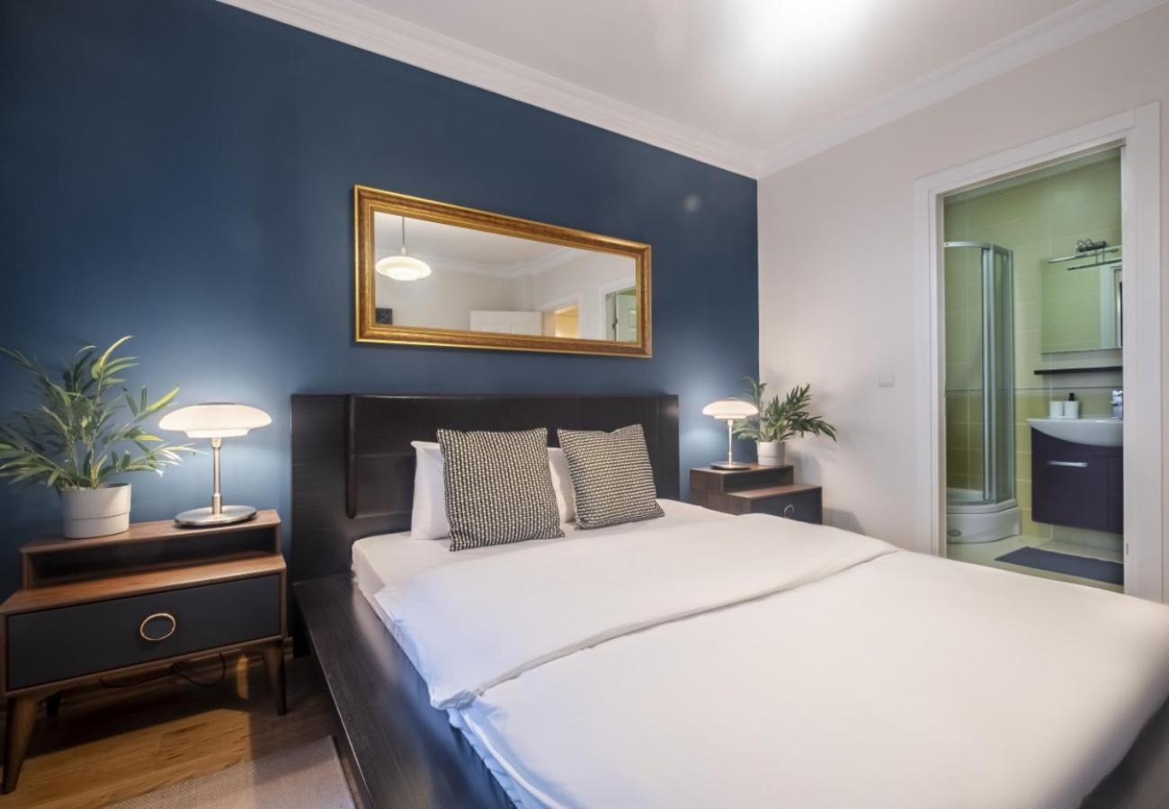 דירות איסטמבול Exclusive Flat With Balcony In Nisantasi מראה חיצוני תמונה